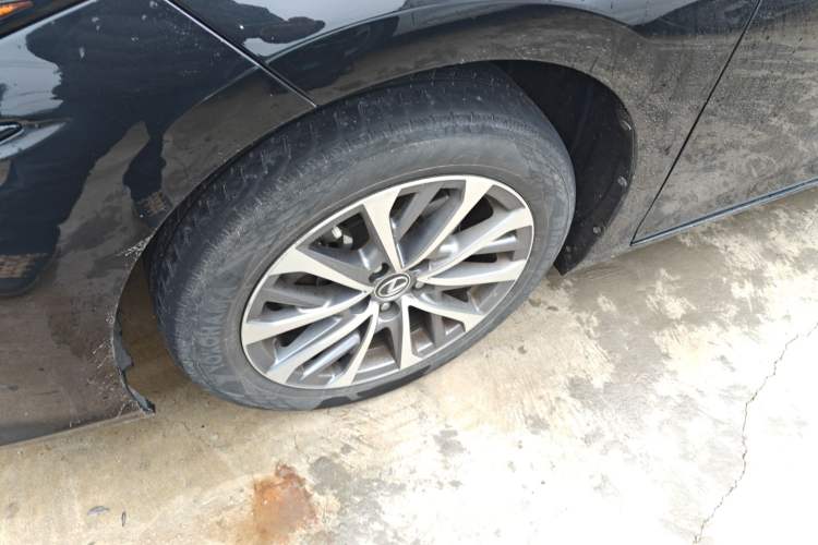 Used Lexus ES 2022 200 Excellence Edition
