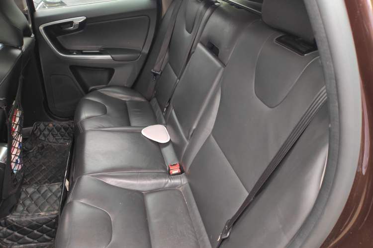 Used Volvo XC60 2017 T5 Smart Upgrade Edition Left Rear Seat