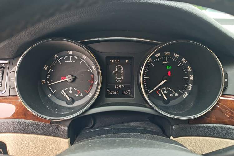 Used Skoda Superb 2013 1.8TSI Automatic MingShi Edition Instrument Cluster