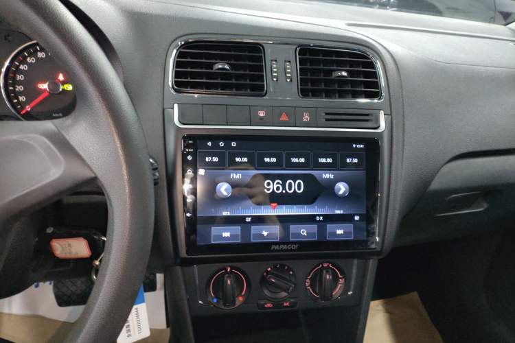 Used Volkswagen Polo 2014 1.6L Automatic Comfort Edition
