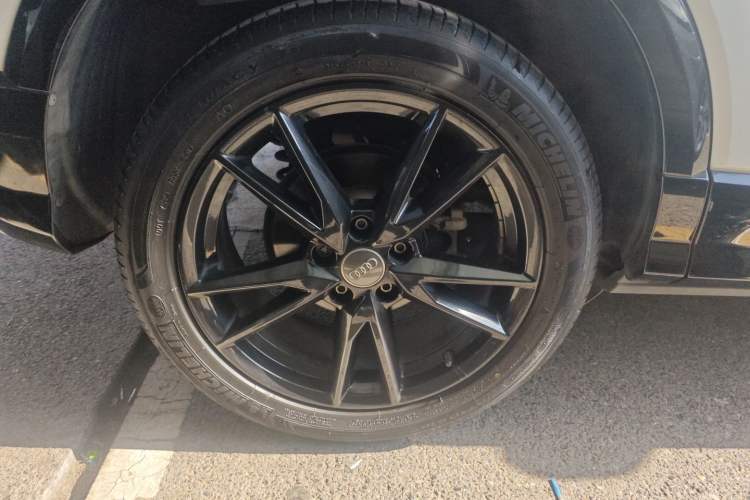Used Audi Q2L 2018 35 TFSI Fashion Dynamic Version China VI Emission Standard
