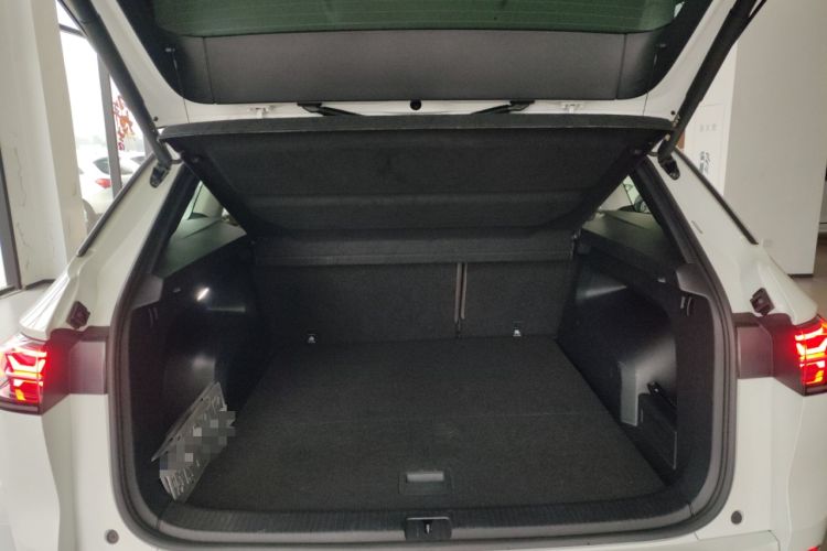 Used Volkswagen Tavendor 2024 380TSI All-Wheel Drive R-Line Cruise Edition