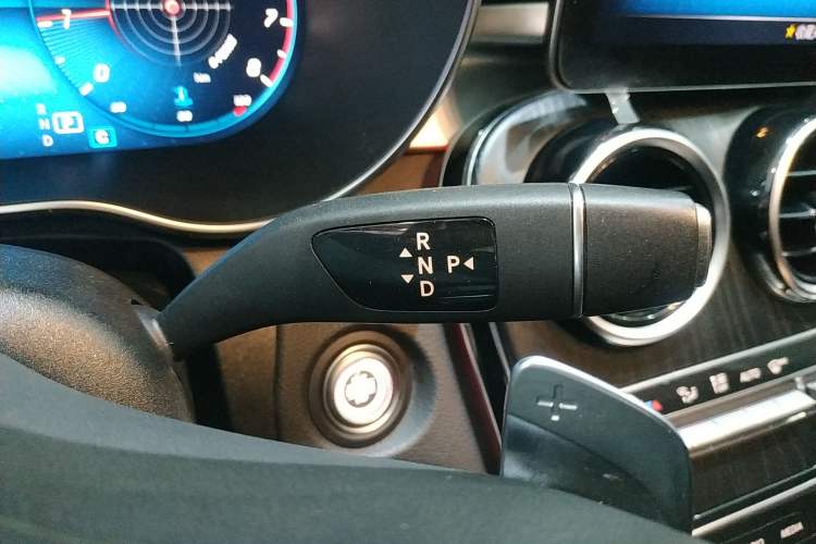 Used Mercedes-Benz C-Class 2021 C 200 L Fashion Edition Sport Version Gear Lever