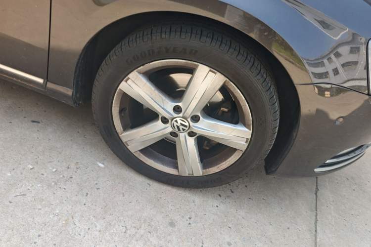 Used Volkswagen Magotan 2015 2.0 TSI Prestige Model
