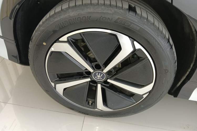 Used BYD Song L EV 2025 Intelligent Driving Version 662 km LiDAR Excellence Edition