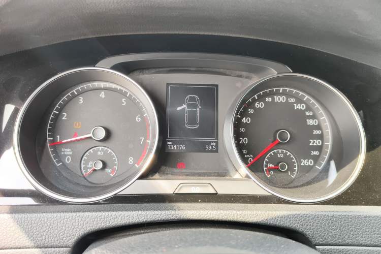 Used Volkswagen Golf 2016 1.4TSI Automatic R-Line Instrument Cluster