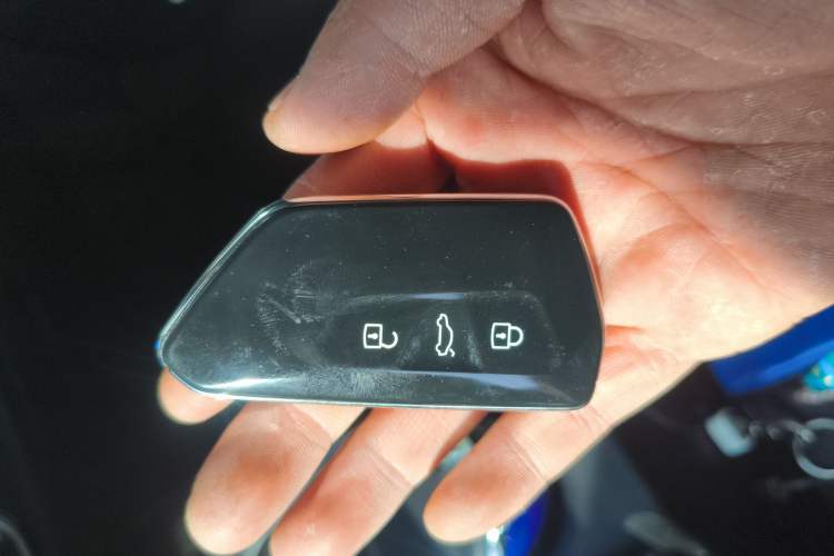 Used Volkswagen Tavendor 2023 380TSI Four-Wheel Drive R-Line Cruise Edition Vehicle Key