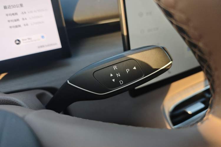 Used Chery Tiggo 8 PLUS C-DM 2025 1.5T 116 km Prestige Version 5 Seats