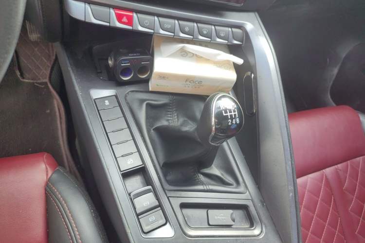 Used FORTHING T5L 2020 1.8T Manual Luxury 7-Seater China VI Standard