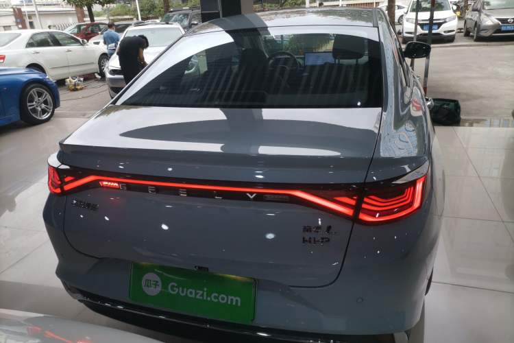 Used Geely Auto Emgrand L HiP 2024 Longteng Edition 1.5TD-DHT Pro 100KM Superior Model Rear