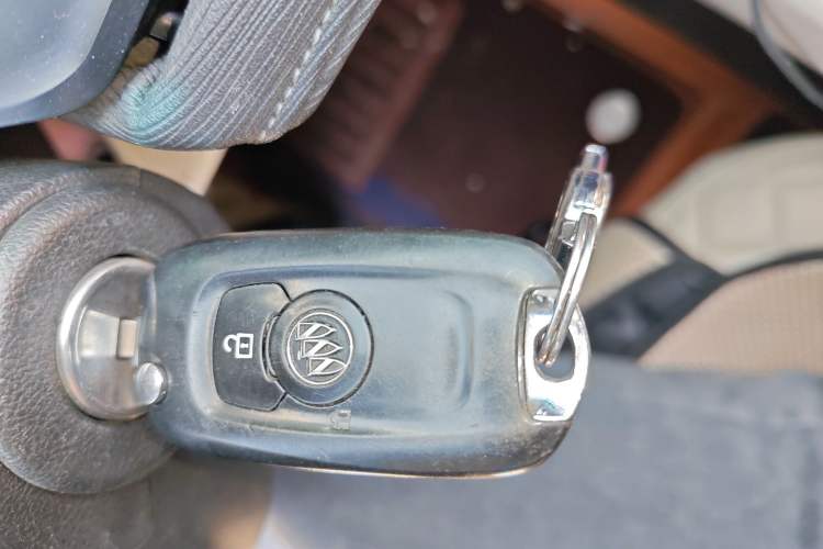 Used Buick GL6 2018 18T 6-Seater Elite Model Vehicle Key