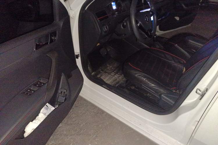 Used Volkswagen Santana 2017 Haval H9 1.6L Automatic Comfort Edition