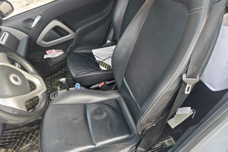 Used smart fortwo 2011 1.0 MHD Convertible Orange Edition
