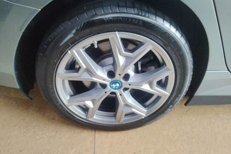 Used BMW i3 2024 eDrive 35 L
