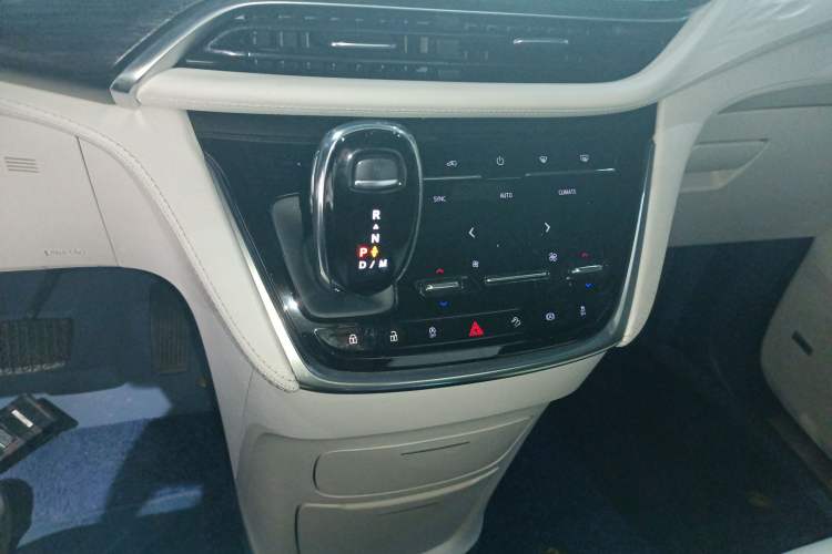 Used Buick GL8 2022 Avenir Avia Four-Seat Prestige Edition
