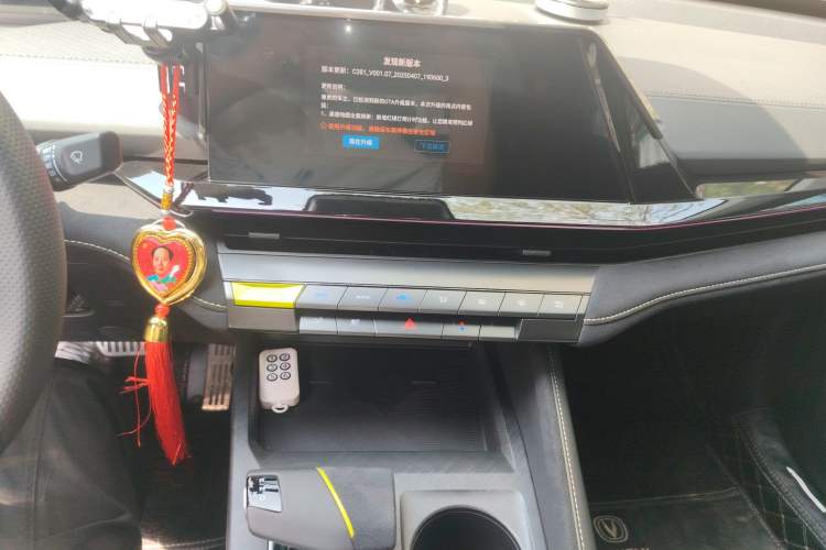 Used CHANGAN UNI-V 2023 1.5T Sport Edition