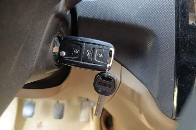 Used Wuling Hongguang 2014 1.5L S Luxury Model