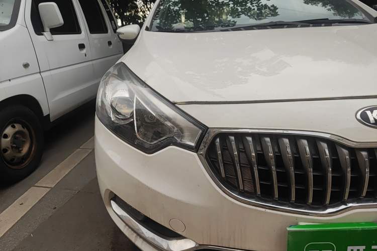 Used Kia K3 2015 1.6L Automatic GLS Right Front Headlight