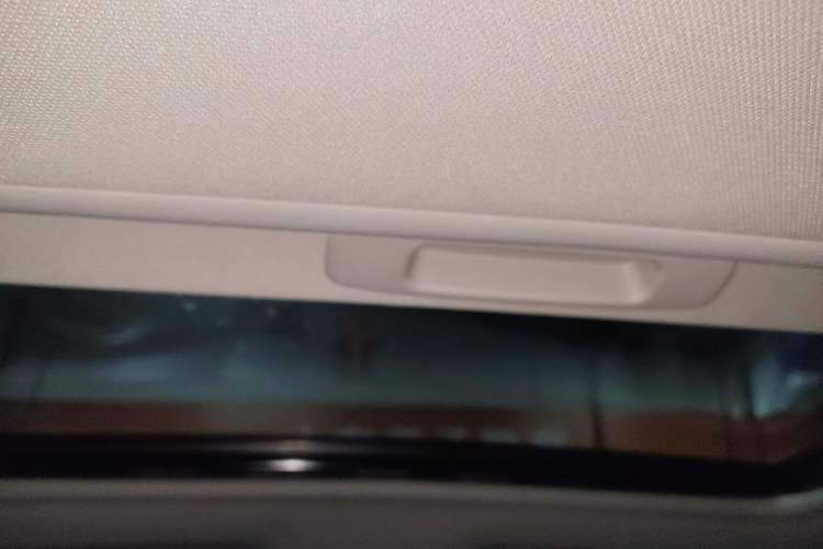 Used Citroen C5 2014 2.0L Automatic Luxury Edition Headliner