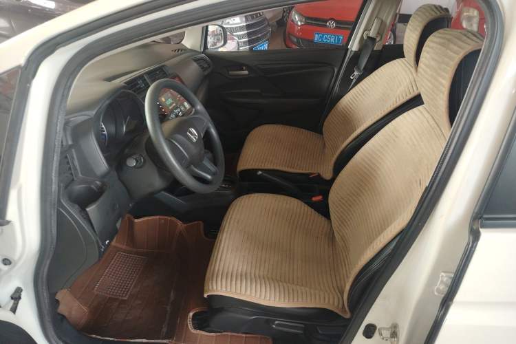 Used Honda Fit 2016 1.5L LXS CVT Comfort Sunroof Version
