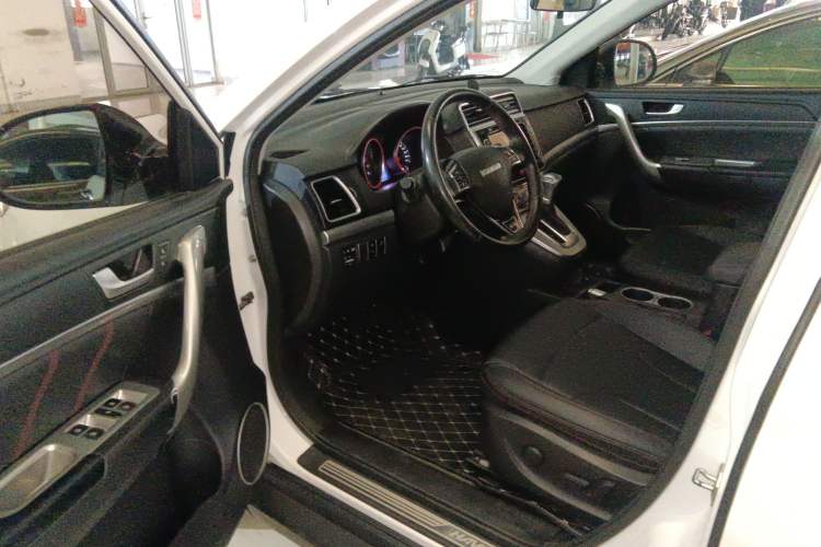 Used Haval H6 2017 Blue Label Sport Edition 1.5T Automatic Two-Wheel Drive Luxury Model