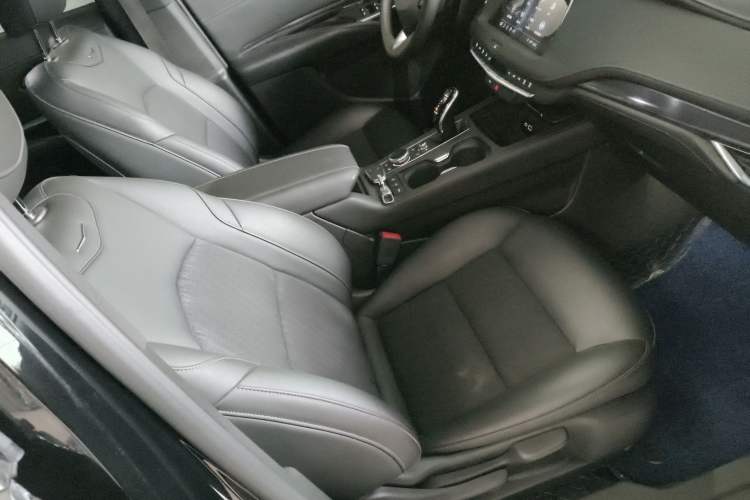 Used Cadillac XT4 2021 28T Two-Wheel Drive Tech Edition