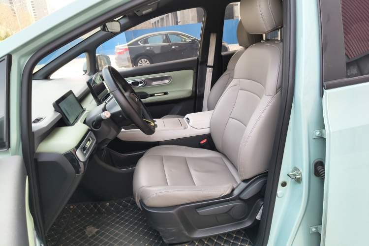 Used AION Y 2023 Younger
