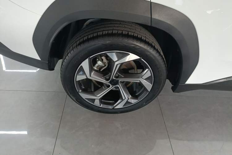 Used Geely Auto FX11 2023 1.5TD DCT Prestige Edition
