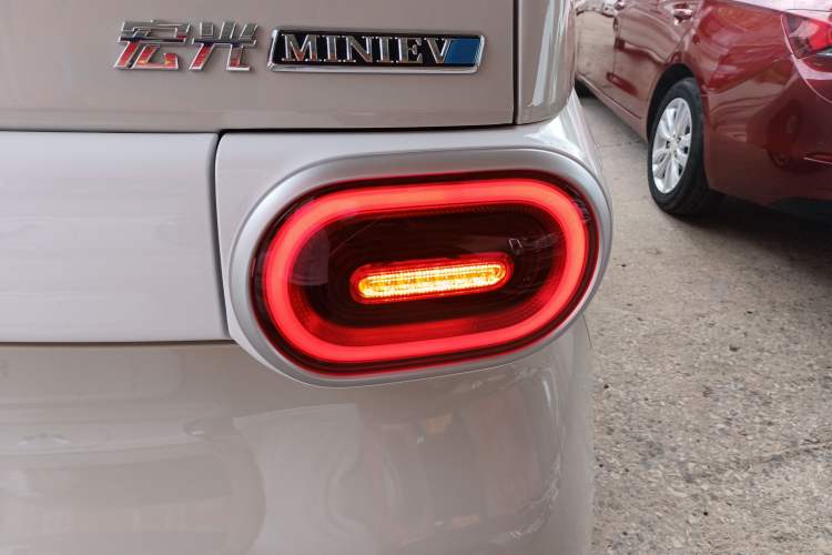 Used Wuling Hongguang MINIEV 2024 3rd Generation 215km Youth Edition