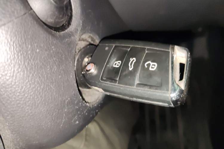 Used Volkswagen Golf 2016 230TSI Automatic Comfort Version
