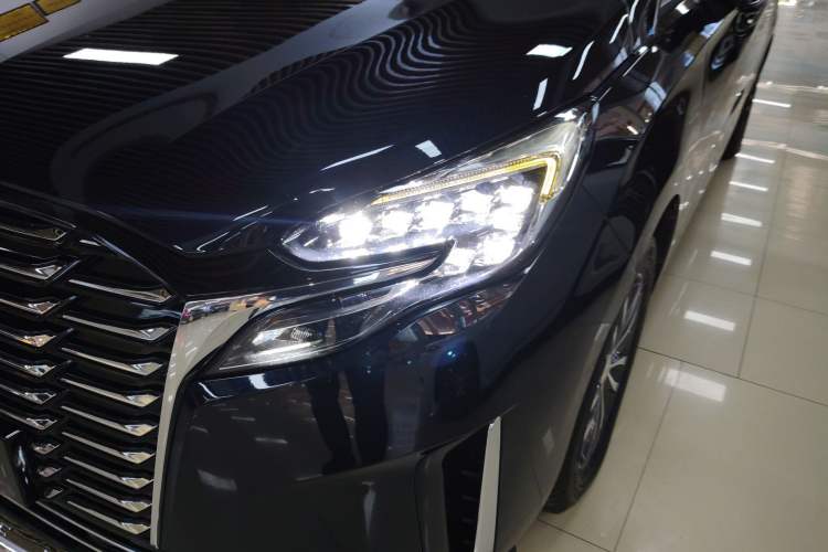 Used Buick GL8 2023 ES Lu Zun Comfort Model