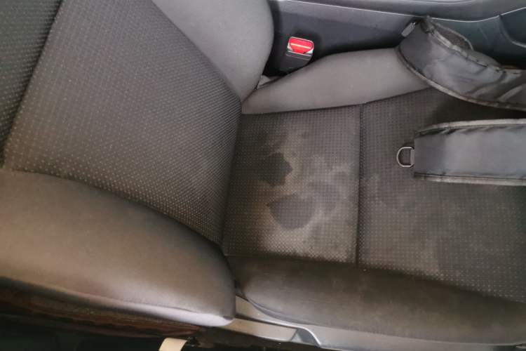 Used Honda Vezel 2020 220 TURBO CVT Elite Edition Right Front Seat