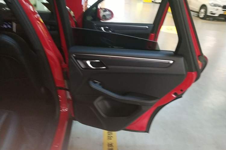 Used Porsche Macan 2020 Macan 2.0T