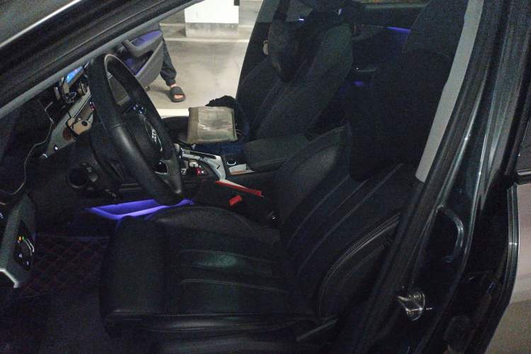 Used Audi A4L 2022 40 TFSI Luxury Dynamic Model