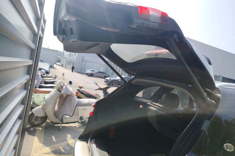 Used Renault Koleos 2018 2.0L Two-Wheel-Drive Luxury Edition