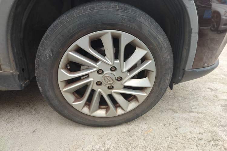 Used GAC Trumpchi GS4 2015 200T Manual Comfort Edition Right Front Wheel Hub