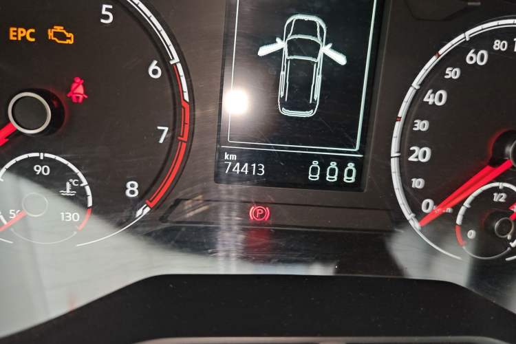 Used Volkswagen T-Cross 2019 280TSI DSG Comfort Edition Odometer Close Up