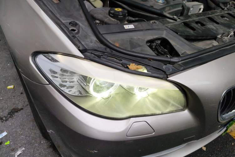 Used BMW 5 Series 2012 520Li Elegant Edition Right Front Headlight