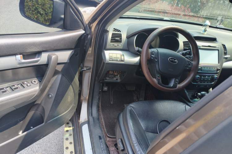 Used Kia Sorento 2013 2.4L 5-seat Gasoline Luxury Edition
