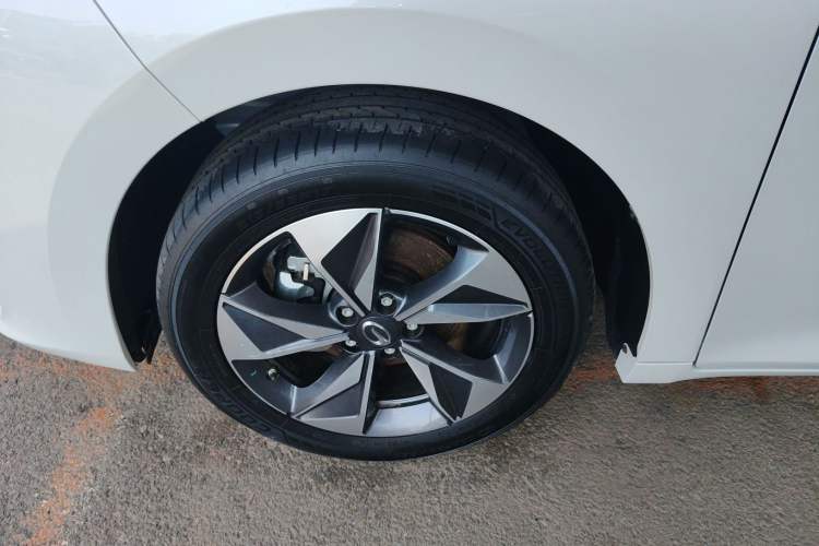 Used GAC Trumpchi M6 2021 PRO 270T DCT Luxury Edition Left Front Wheel Hub