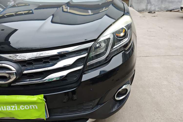 Used GAC Trumpchi GS5 Super 2016 1.8T Automatic Two-Wheel Drive Anniversary Edition Left Front Headlight