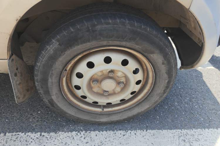 Used Wuling Rongguang 2014 1.2L S Base Model