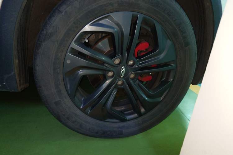 Used Chery Tiggo 7 2022 Super Edition 1.5T CVT Super Warrior Right Front Wheel Hub