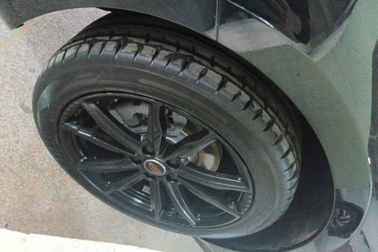 Used Hongqi H5 2025 1.5T DCT Xuan Ying Edition Exterior 4