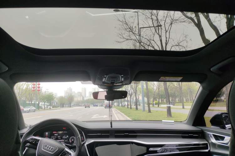 Used Audi A6L 2023 40 TFSI Luxury Dynamic Model Headliner