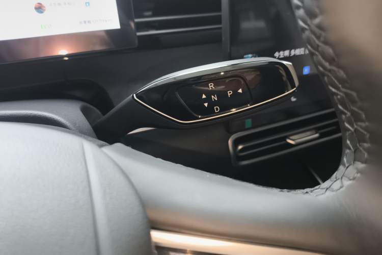 Used Chery Fengyun A8L 2025 1.5 TGDI 145 km Luxury Version