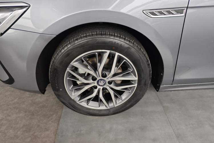 Used BYD Qin PLUS 2024 Honor Edition EV 420KM Leading Model