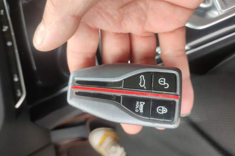 Used Hongqi HS5 2019 2.0T Smart Connect Flagship All-Wheel-Drive Version Interior 1