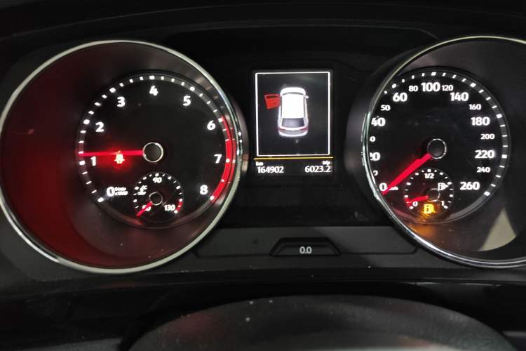 Used Volkswagen Tiguan L 2019 330TSI Automatic Two-Wheel Drive Panoramic Comfort Edition China V Standard