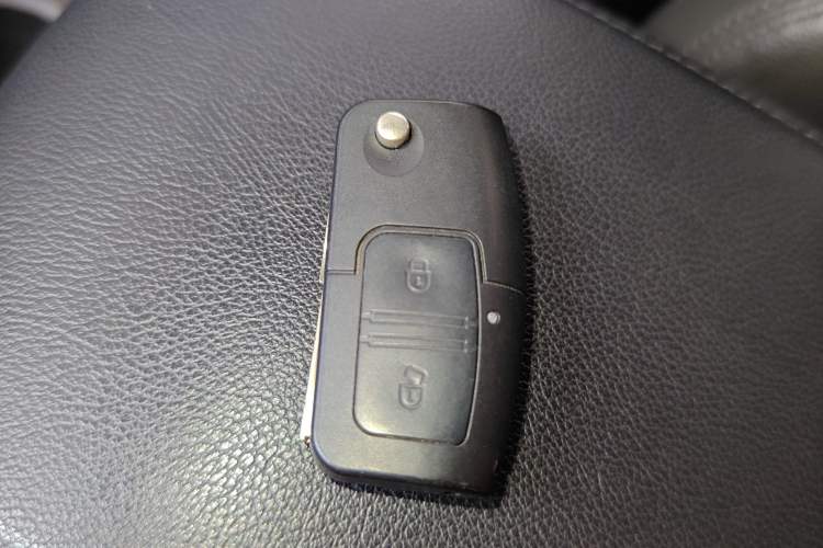 Used JMC Yuhu 3 2018 2.5T Diesel Two-Wheel Drive Advanced Version Standard Wheelbase